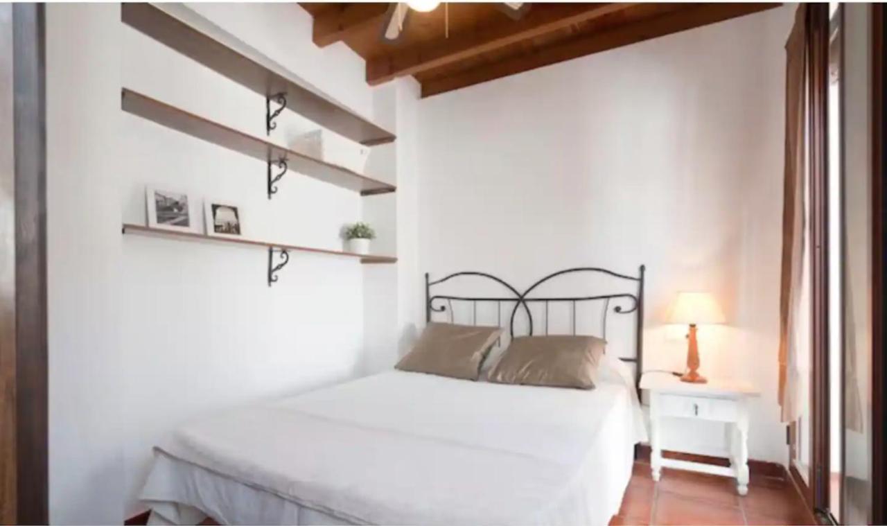 Apartamentos Centro Historico A Los Pies De La Alhambra Гранада Екстериор снимка