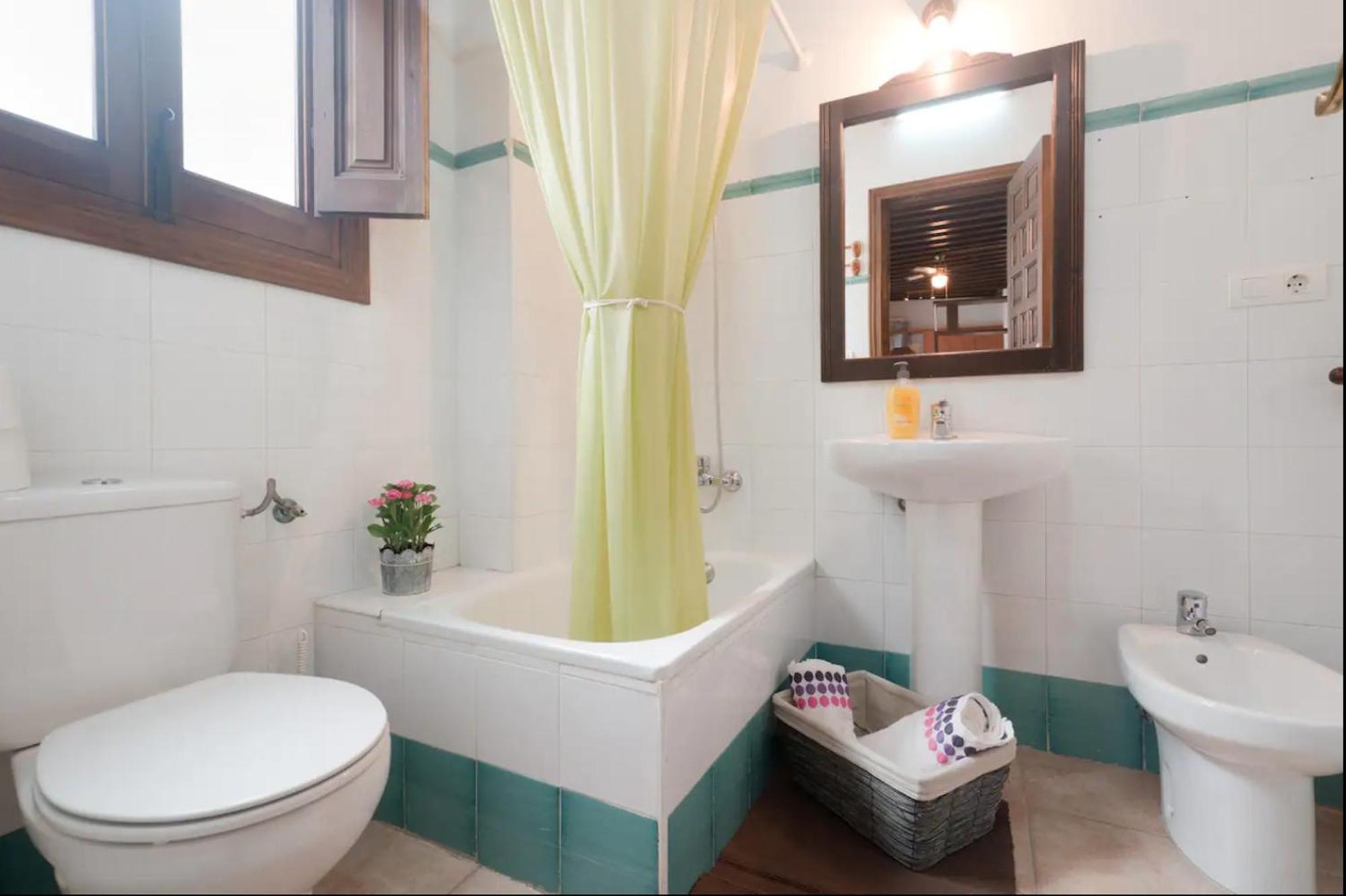 Apartamentos Centro Historico A Los Pies De La Alhambra Гранада Екстериор снимка