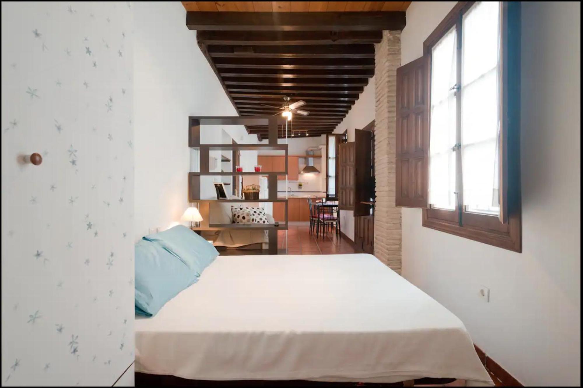 Apartamentos Centro Historico A Los Pies De La Alhambra Гранада Екстериор снимка